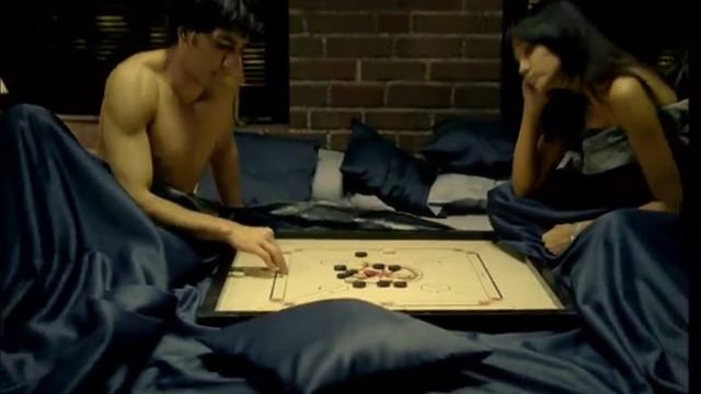 23. Heroes Project - Carrom
